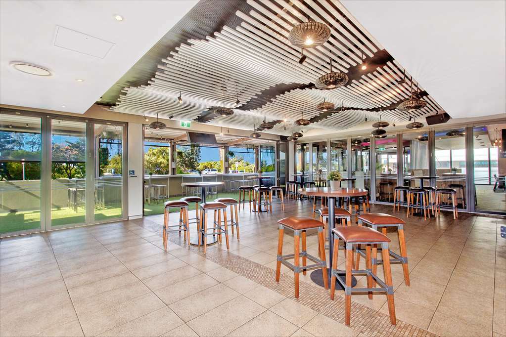 Narrabeen Sands Hotel By Nightcap Plus Restaurant photo